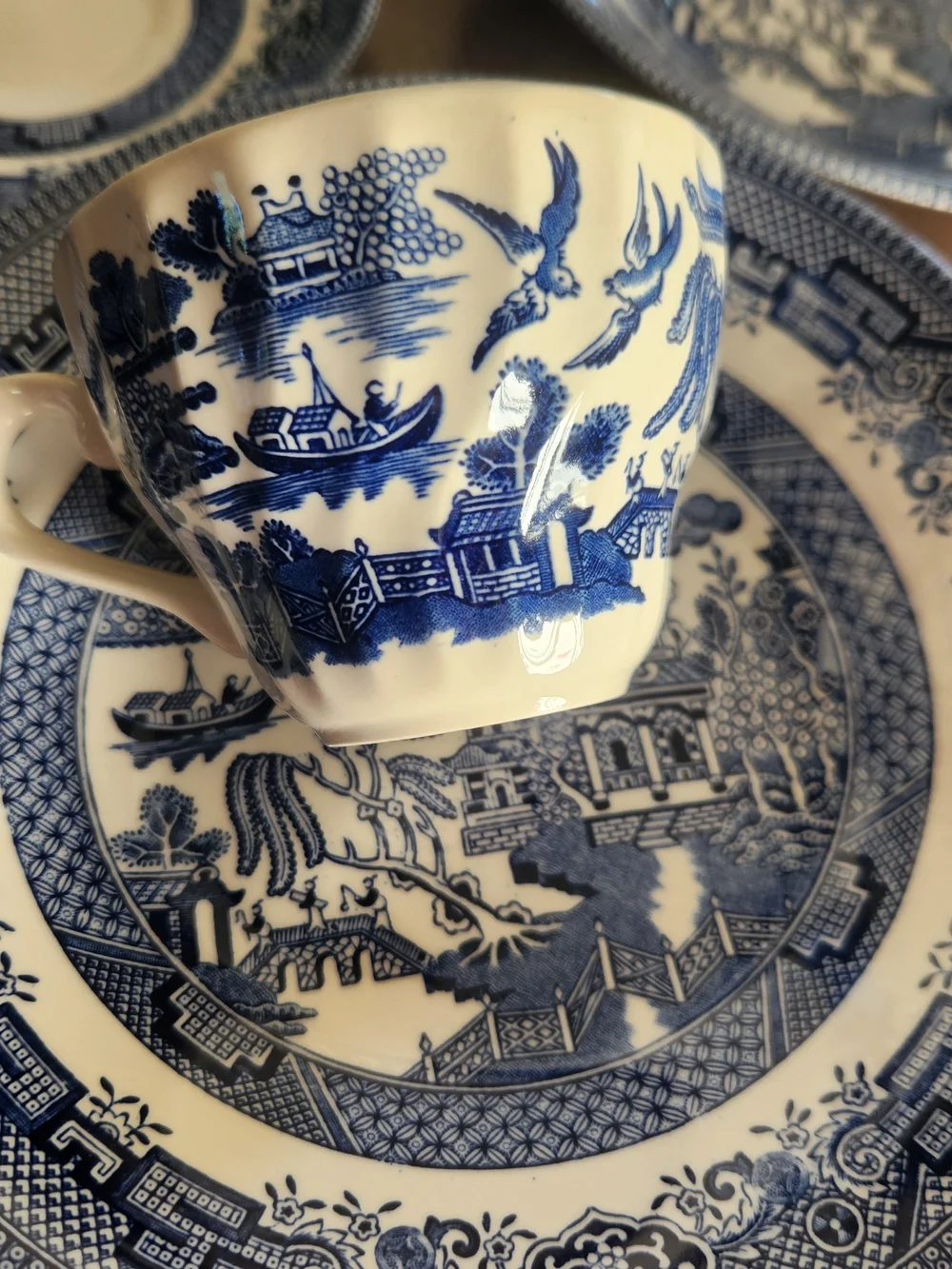 Vintage 18 Piece Blue Willow Churchill Stratfordshire England Dessert Set